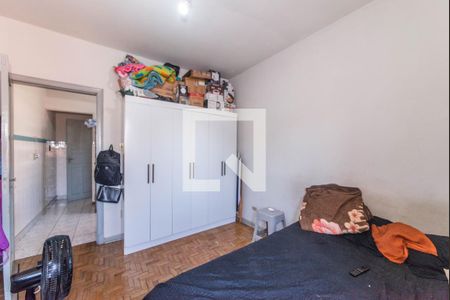 Casa à venda com 200m², 4 quartos e 4 vagasEdícula - Quarto - Piso Superior