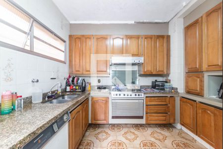 Casa à venda com 200m², 4 quartos e 4 vagasCozinha