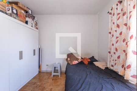 Casa à venda com 200m², 4 quartos e 4 vagasEdícula - Quarto - Piso Superior