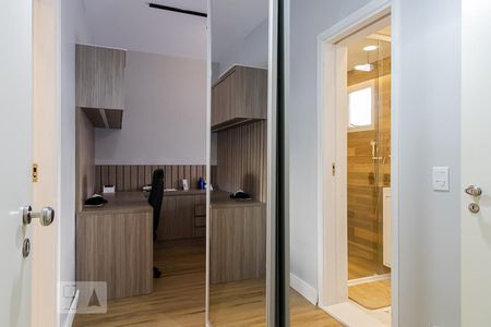 Apartamento à venda com 141m², 3 quartos e 2 vagasSuíte 1
