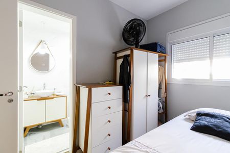 Apartamento à venda com 141m², 3 quartos e 2 vagasSuíte 2