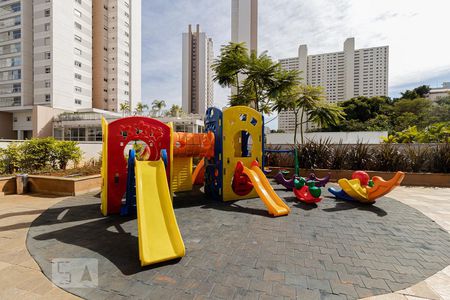 Apartamento à venda com 141m², 3 quartos e 2 vagasÁrea Comum - Playground