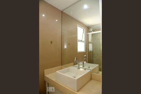 Apartamento para alugar com 62m², 2 quartos e 1 vagaBanheiro da Suíte