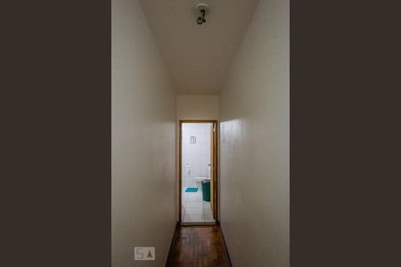 Corredor de casa para alugar com 2 quartos, 85m² em Vila Nair, São Paulo