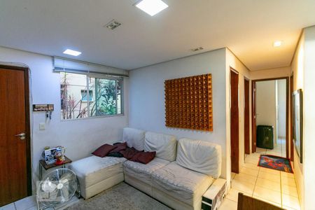 Sala de apartamento à venda com 3 quartos, 72m² em Santa Monica, Belo Horizonte