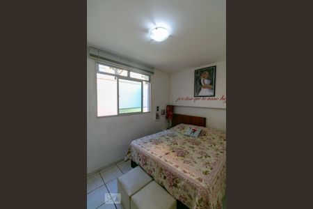 Apartamento à venda com 72m², 3 quartos e 1 vagaQuarto 2