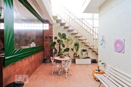 Casa à venda com 340m², 3 quartos e 4 vagasQuintal