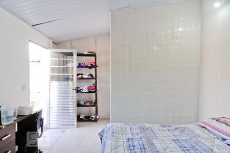 Casa à venda com 340m², 3 quartos e 4 vagasQuarto de Serviço