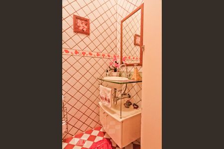 Casa à venda com 340m², 3 quartos e 4 vagasLavabo