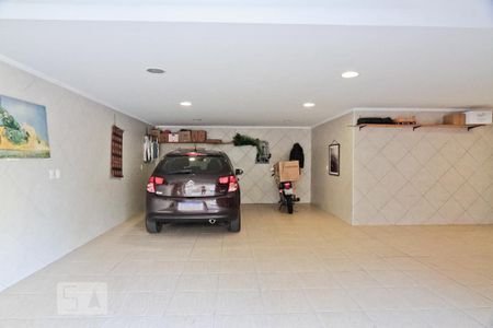 Casa à venda com 340m², 3 quartos e 4 vagasGaragem