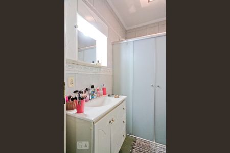 Casa à venda com 340m², 3 quartos e 4 vagasBanheiro da Suíte 2