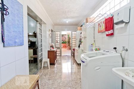 Casa à venda com 340m², 3 quartos e 4 vagasÁrea de Serviço