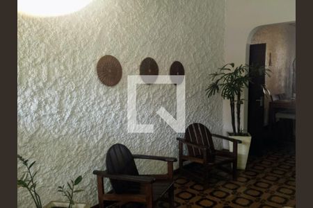 Casa à venda com 4 quartos, 241m² em Ouro Preto, Belo Horizonte