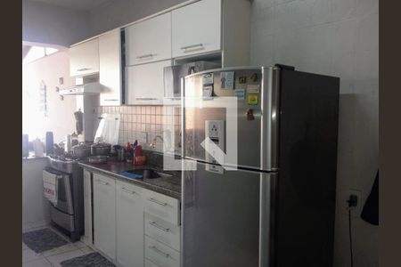 Casa à venda com 4 quartos, 241m² em Ouro Preto, Belo Horizonte