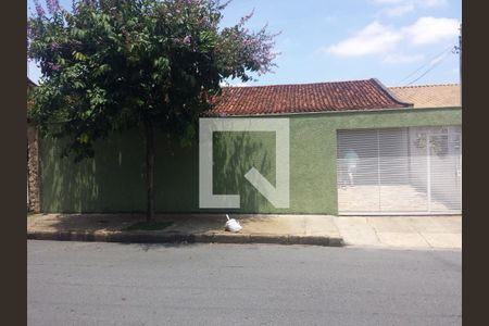 Casa à venda com 4 quartos, 241m² em Ouro Preto, Belo Horizonte