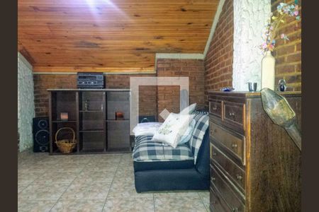Casa à venda com 4 quartos, 241m² em Ouro Preto, Belo Horizonte