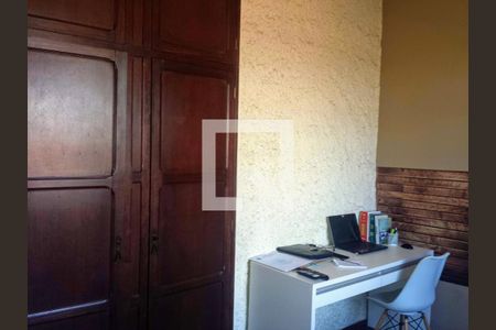Casa à venda com 4 quartos, 241m² em Ouro Preto, Belo Horizonte