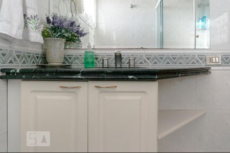 Apartamento à venda com 370m², 4 quartos e 4 vagasBanheiro Social