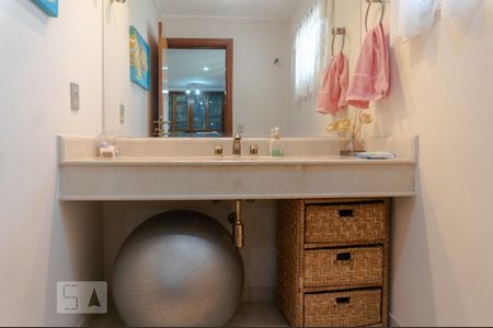 Apartamento à venda com 370m², 4 quartos e 4 vagasLavabo 2