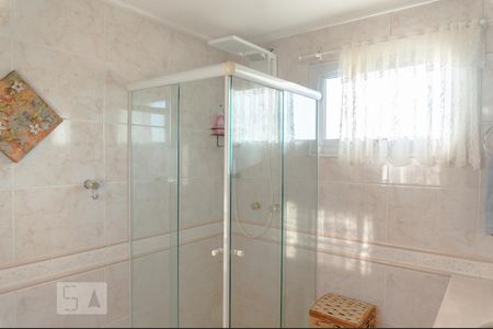 Apartamento à venda com 370m², 4 quartos e 4 vagasBanheiro da Suíte 2