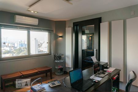 Apartamento à venda com 370m², 4 quartos e 4 vagasEscritório 2