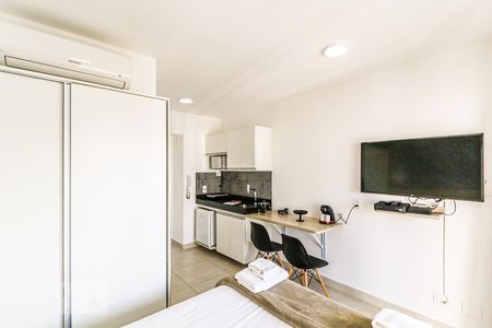 Studio para alugar com 26m², 1 quarto e 1 vaga Studio para alugar com 26m², 1 quarto e 1 vagaQuarto