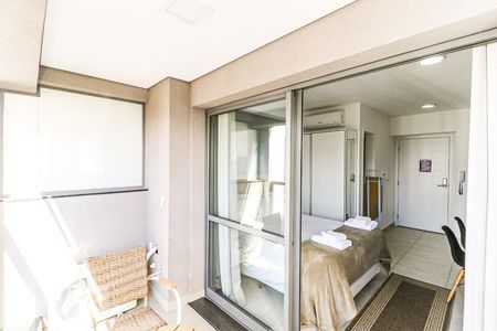 Studio para alugar com 26m², 1 quarto e 1 vaga Studio para alugar com 26m², 1 quarto e 1 vagaVaranda