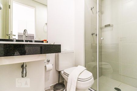 Studio para alugar com 26m², 1 quarto e 1 vaga Studio para alugar com 26m², 1 quarto e 1 vagaBanheiro