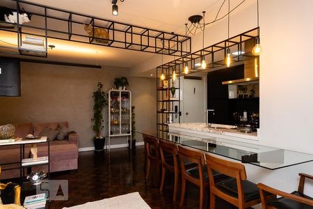 Apartamento à venda com 98m², 2 quartos e 1 vagaSala