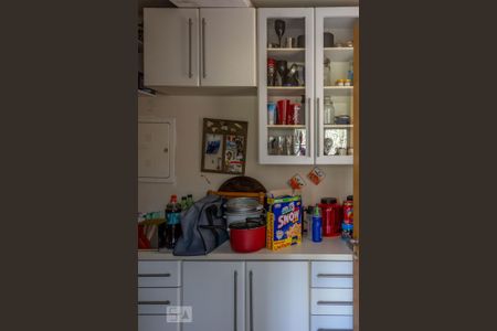 Casa de condomínio à venda com 370m², 4 quartos e 4 vagasDispensa