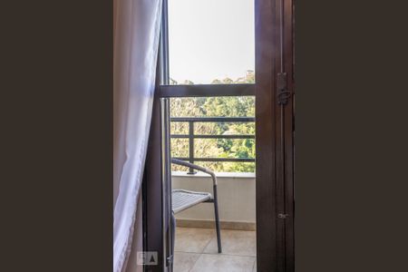 Casa de condomínio à venda com 370m², 4 quartos e 4 vagasSuíte