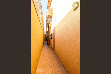 Casa para alugar com 150m², 3 quartos e 2 vagasCorredor