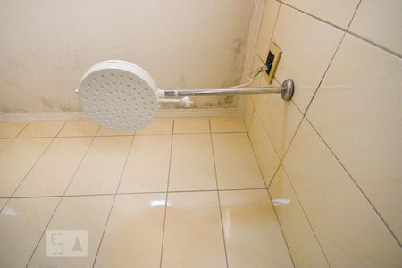 Casa para alugar com 150m², 3 quartos e 2 vagasDucha