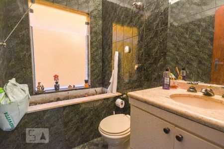 Casa para alugar com 150m², 3 quartos e 2 vagasBanheiro 3