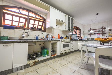 Casa para alugar com 150m², 3 quartos e 2 vagasCozinha