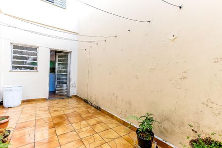 Casa à venda com 250m², 4 quartos e 2 vagasQuintal Fundos
