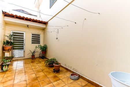 Casa à venda com 250m², 4 quartos e 2 vagasQuintal Fundos
