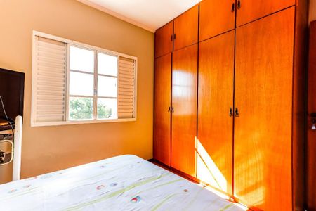 Casa à venda com 250m², 4 quartos e 2 vagasQuarto 4