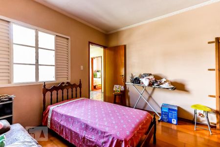 Casa à venda com 250m², 4 quartos e 2 vagasQuarto 2