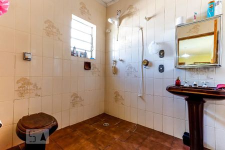 Casa à venda com 250m², 4 quartos e 2 vagasBanheiro