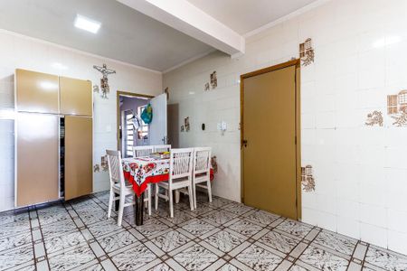 Casa à venda com 250m², 4 quartos e 2 vagasCozinha