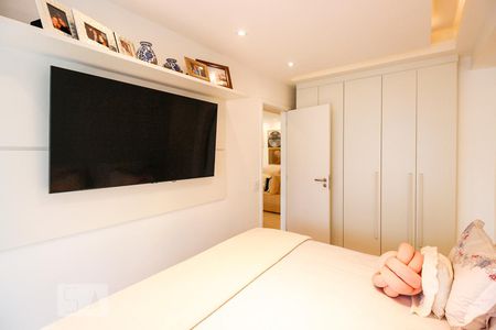 Apartamento à venda com 189m², 4 quartos e 2 vagasSuíte 1