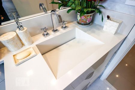 Apartamento à venda com 189m², 4 quartos e 2 vagasBanheiro