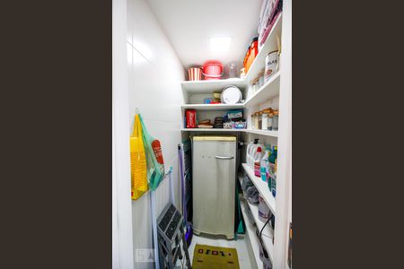 Apartamento à venda com 189m², 4 quartos e 2 vagasDespensa