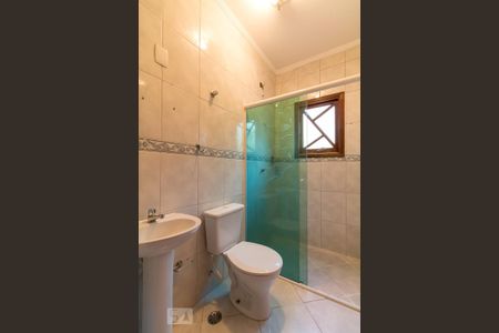 Casa à venda com 135m², 3 quartos e 4 vagasBanheiro social