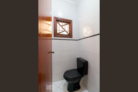 Casa à venda com 135m², 3 quartos e 4 vagasLavabo