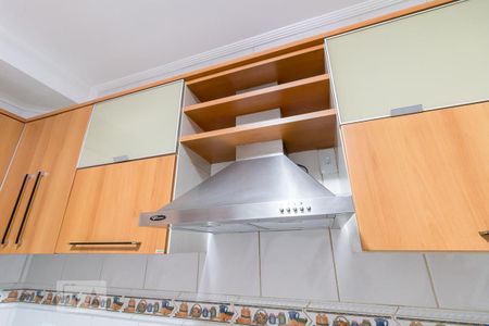 Casa à venda com 135m², 3 quartos e 4 vagasCozinha - coifa