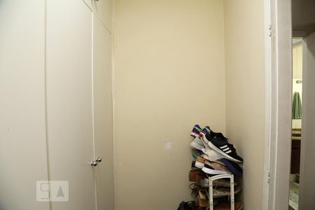 Apartamento à venda com 99m², 3 quartos e 2 vagasCloset da suíte