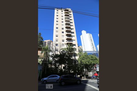Apartamento à venda com 99m², 3 quartos e 2 vagasFachada