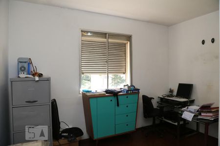 Apartamento à venda com 99m², 3 quartos e 2 vagasQuarto 2